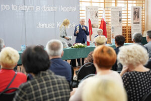Wicepremier Henryk Kowalczyk podczas wystąpienia w gminie Repki / Fot. MRiRW
