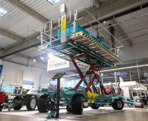 Producent maszyn - firma Królik zaprezentuje najnowsze platformy sadownicze PSH-3 / Fot. Targi Kielce