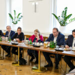 Przedstawiciele branży przetwórstwa na spotkaniu z wicepremierem Henrykiem Kowalczykiem / Fot. MRiRW