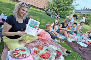 26.05.2024. Ciekoty. „Śniadaniówka na trawie” / Fot. Centrum Edukacji i Kultury Szklany Dom