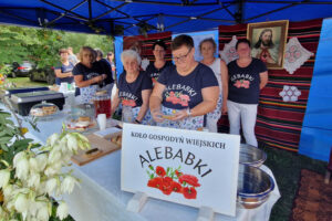 29.06.2024 Końskie. V Przegląd Dorobku Artystycznego i Kulinarnego Kół Gospodyń Wiejskich pod tytułem „Tradycja Kołem Gospodyń się toczy” / Fot. Marzena Smoręda - Radio Kielce