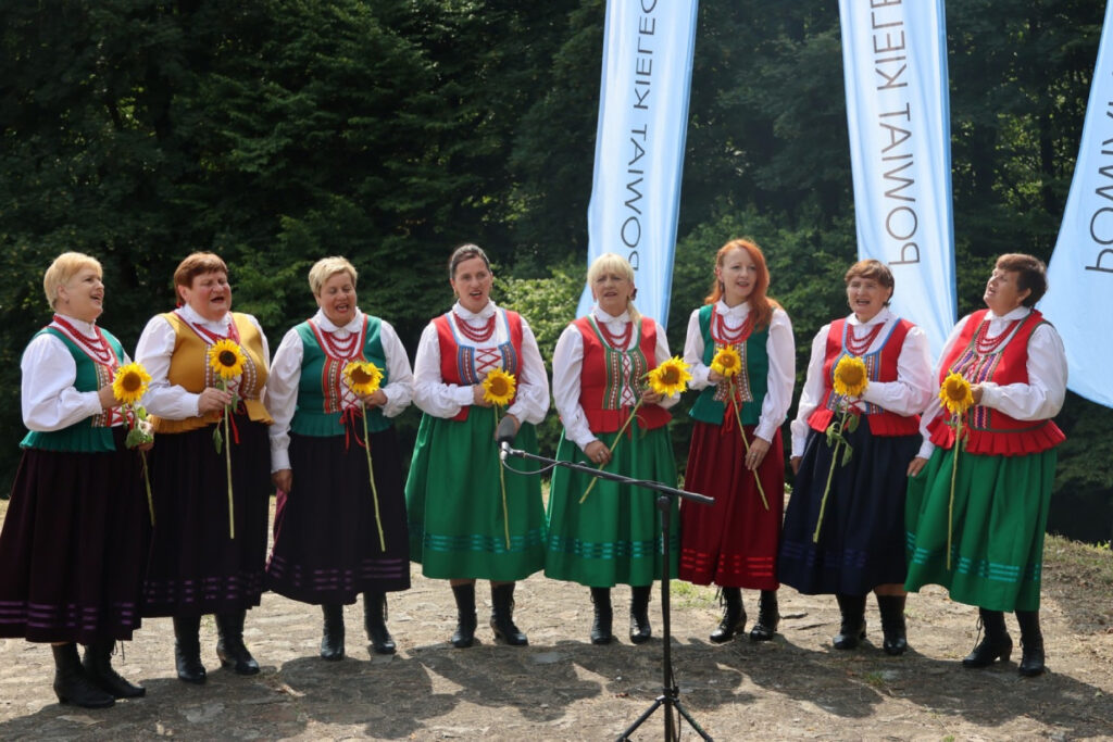 Śwarne Kakonianki / Fot. Starostwo Powiatowe w Kielcach