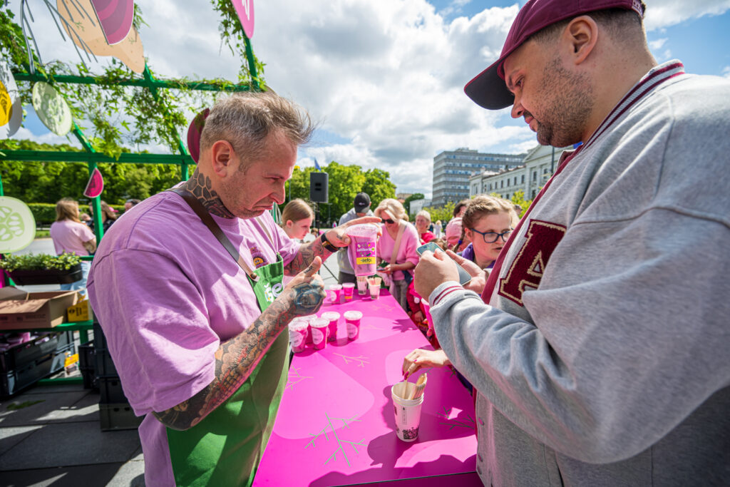 Chłodnik litewski rodem z… Polski 4 Festiwal różowej zupy / Fot. Facebook "We love Lithuania"