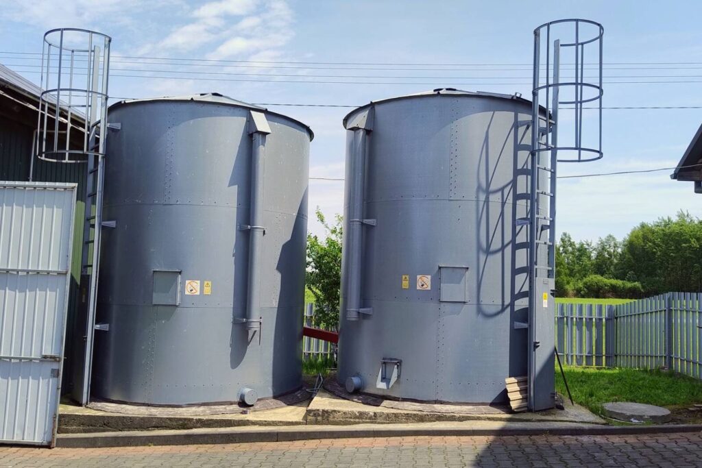 Nie mieli wyjścia, ale swoje gospodarstwo prowadzą z ogromną satysfakcją 4 Gospodarstwo pani Moniki Metryckiej we wsi Momocicha w powiecie koneckim, w gminie Radoszyce./ Fot. Marzena Smoręda
